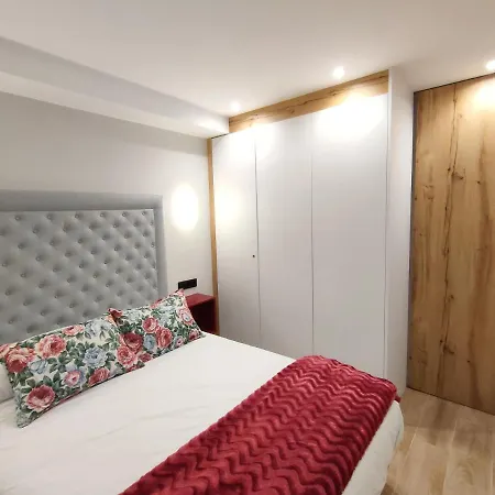 Centro Santa Clara Piso De Lujo * Овьедо